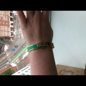 🦄 gold and green bracelet